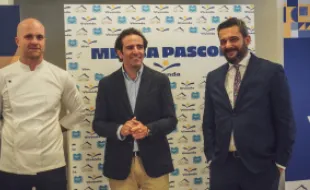 Chef Andrea Palmieri, Giacomo Leonelli Amministratore ADiSU, Vincenzo Bottone Direttore di filiale Umbria, Marche e Abruzzo (VIVENDA)