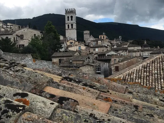 23 maggio, in visita al complesso di Assisi