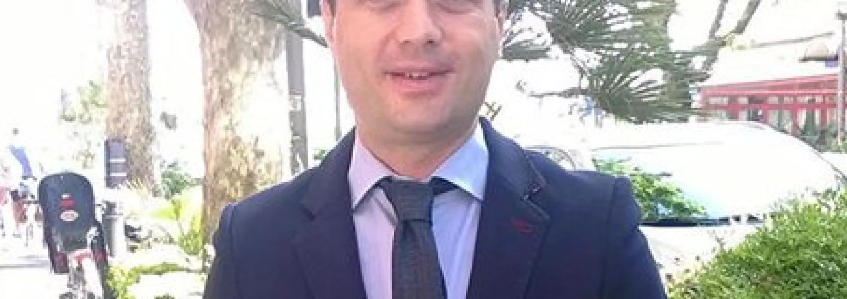 longo.jpg